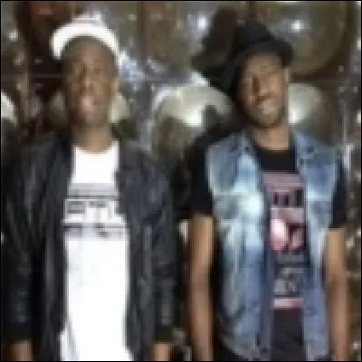 Dadju et Abou Tall ont formé un groupe. Comment s'appelait-il ?