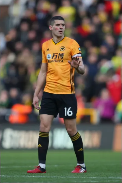 Qui est le capitaine de l'équipe ?