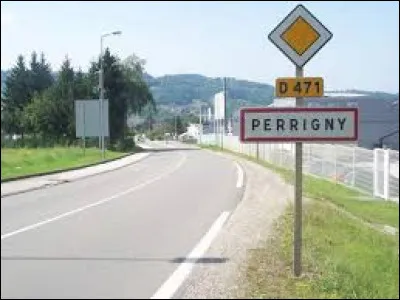 Nous sommes en Bourgogne-Franche-Comté à l'entrée de Perrigny. Commune de l'arrondissement de Lons-le-Saunier, elle se situe dans le département ...