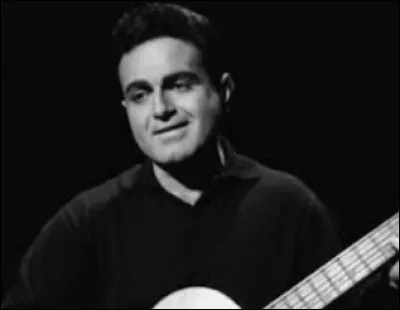 Complétez les paroles de ''Qu'on est bien'' de Guy Béart.

''Qu'on est bien
Dans les bras
D'une personne -------------------''