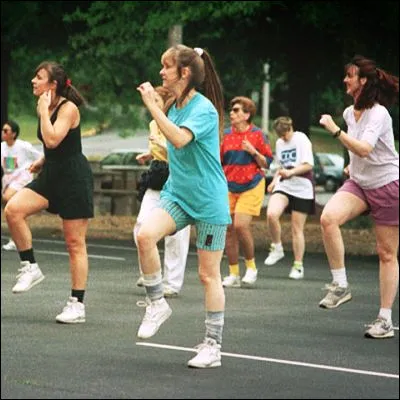 Quelle activité permet de pratiquer l'aérobic en minimisant les risques de blessures musculaires ?