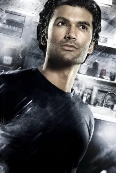 Quel est le pouvoir de Mohinder Suresh ?