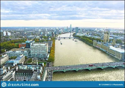 Lequel de ces monuments est à Londres ?