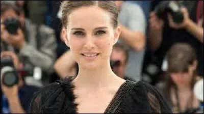 À quel âge a-t-elle déménagé ?