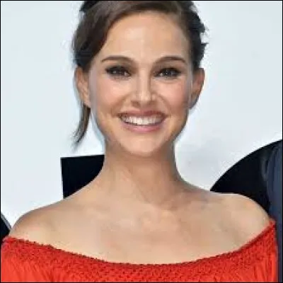 À quel âge est-elle devenue végétarienne ?