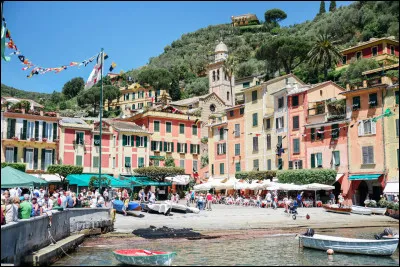 Dans quelle plaine se situe Milan ?