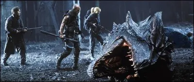 Quel est le titre de ce film, réalisé par Rob Bowman, dans lequel le réveil des dragons est à l'origine de la fin du monde ?