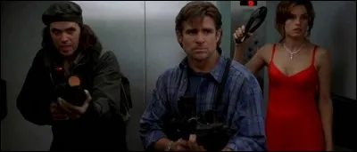 Quelle créature marine géante poursuit les personnages de « Un cri dans l'océan » ?