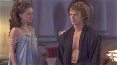 Dans quel épisode Anakin Skywalker se marie-t-il ?
