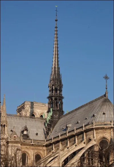 Dans quelle cathédrale eut lieu le sacre de l'empereur Napoléon Ier, le 2 décembre 1804 ?