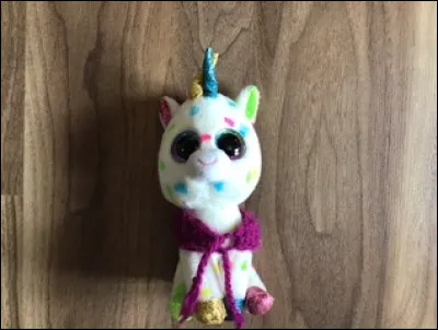 Quel est le nom de ce Beanie Boos ?