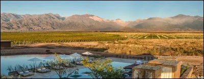 Quelle autre capitale se situe dans cet estuaire ?