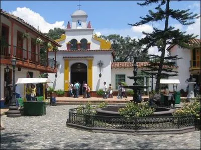 A quelle narco-dmocratie sont associs les noms des cartels de Cali et de Medelin ?