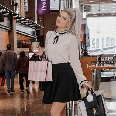 Quelle est la couleur de ses yeux ?