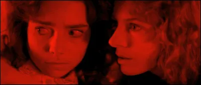 Comment s'appelle la trilogie des enfers de Dario Argento ?
