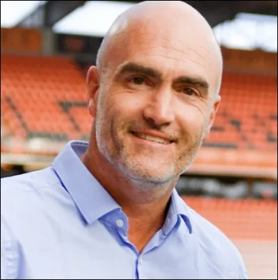 Quel est le prénom du président actuel (2021) du FC Lorient ?