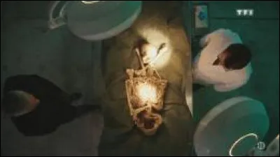 Le légiste date l'âge du cadavre...