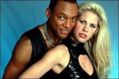 Comment s'appelle ce groupe dont leur thème est le sexe ?