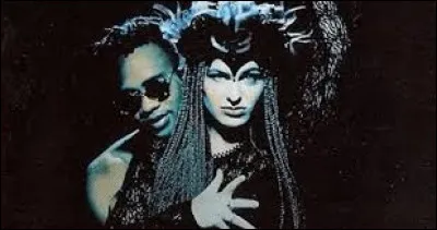 Comment s'appelle ce groupe connu pour leur tube "Move on Baby" en 1994 ?