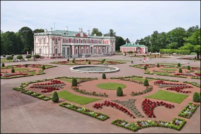 Dans quel pays se trouve le château de Kadriorg ?