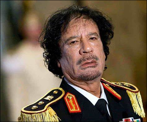 Rares sont les dictateurs qui meurent paisiblement dans leur sommeil. Quelle fut la fin de Mouammar Kadhafi ?