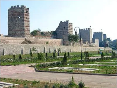 Quel était l'ancien nom d'Istanbul ?