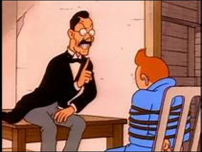 Mitsuhirato, ennemi juré de Tintin, appartient à un grand réseau du crime dirigé par Rastapopoulos : de quelle ville de l'Extrême-Orient dirige-t-il un sous-réseau de cette secte ?