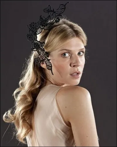Lequel des frères Weasley se marie avec Fleur Delacour ?