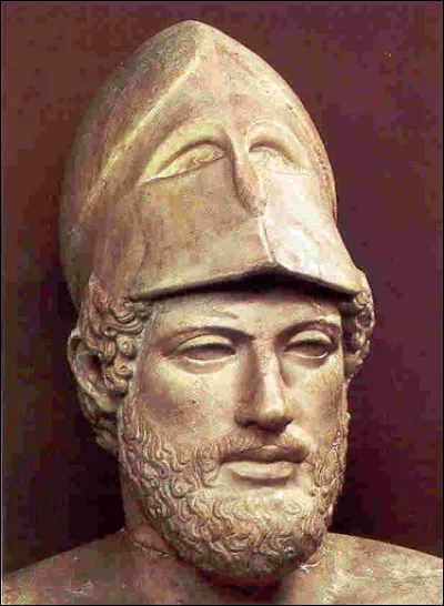 Il a dirigé Athènes - en étant réélu comme stratège presque sans interruption de 444 jusqu'à sa mort en 429 av. J.-C ; il a aussi incarné cette période de rayonnement de sa cité.