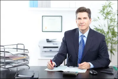 Quel est le nom du directeur du Tour de France ?