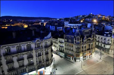 Qui sont les habitants de Saint-Étienne ?