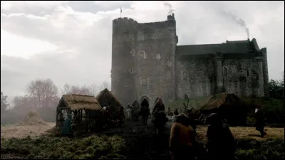 Après avoir prévenu le clan qu'une embuscade de la part des Anglais était prévue, où se rendent-ils ?