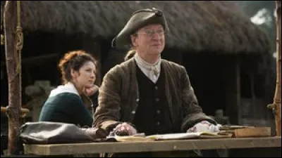 Qui tente de les innocenter ? Que découvre Claire sur Geillis ? Sont-elle sauvées ?