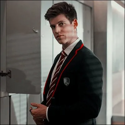 Qui est ce personnage de "Elite" ?