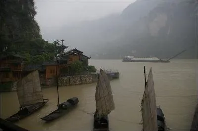 O coule le Yang-Ts-Kiang (ou Fleuve Bleu) ?