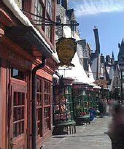 À partir de quelle année peut-on aller au Pré-au-Lard à Poudlard ?