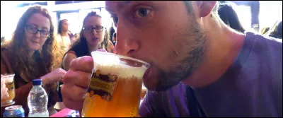 Fin de la première partie ! On se retape un coup en buvant une Bierraubeure, mais très vite, on est écuré par sa combinaison de saveurs/textures insolite