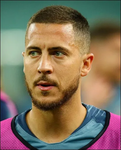 Pour la première fois en France, le 9 septembre 1882, une gare ferroviaire est éclairée : laquelle ?