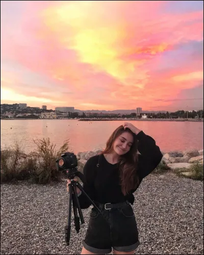 Est-elle en couple ?