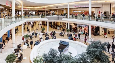 "La Toison d'Or" est un grand centre commercial qui se situe à Dijon.