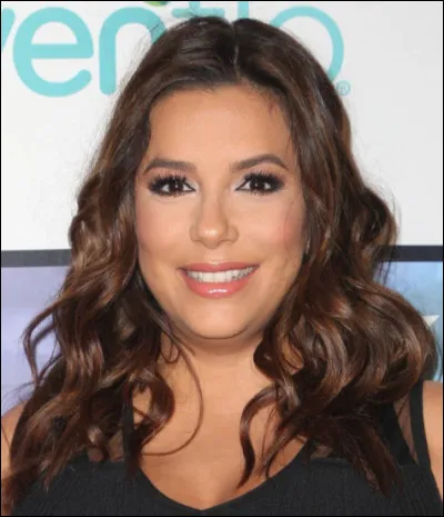 Cette célébrité s'appelle Eva Longoria.
