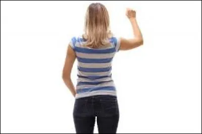 Toujours personne. Soudain, tu entends quelqu'un toquer à la porte de la maison. Quelle est ta première réaction ?