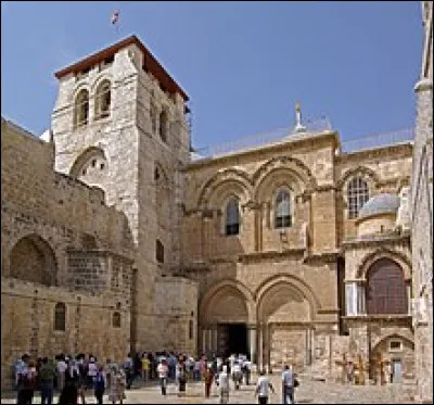 Dernière question avec la Palestine : qui serait enterré dans le Saint-Sépulcre, situé à Jérusalem ?