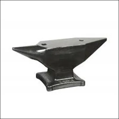 Dans beaucoup de films d'époque on entend une enclume résonner lorsque l'on frappe le métal, mais cela est une erreur historique car...