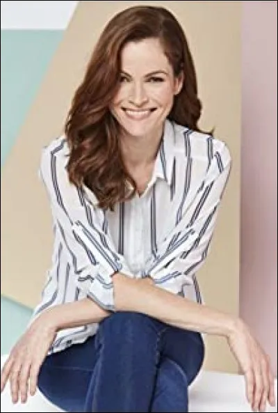 Comment la mère de Hayley et de Alex est-elle morte ?