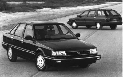 Dernier modèle d'une alliance franco-américaine, le groupe automobile qui la produisait a été racheté peu de temps après son lancement. Comment s'appelle ce modèle ?