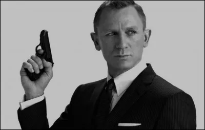 Quel est le nom de cet acteur qui incarne James Bond dans le dernier opus ''Mourir peut attendre'' ? (Sortie prévue le 11 novembre 2020 en France)