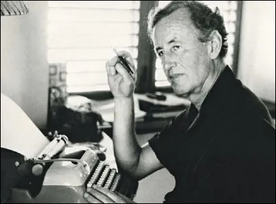 Quelle est la nationalité de ce créateur ?