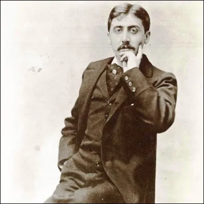 Quelle est la premi&egrave;re phrase du roman "&Agrave; la recherche du temps perdu" de Marcel Proust ?