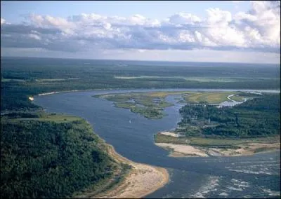 Quel golfe se partagent l'Estonie et la Lettonie ?